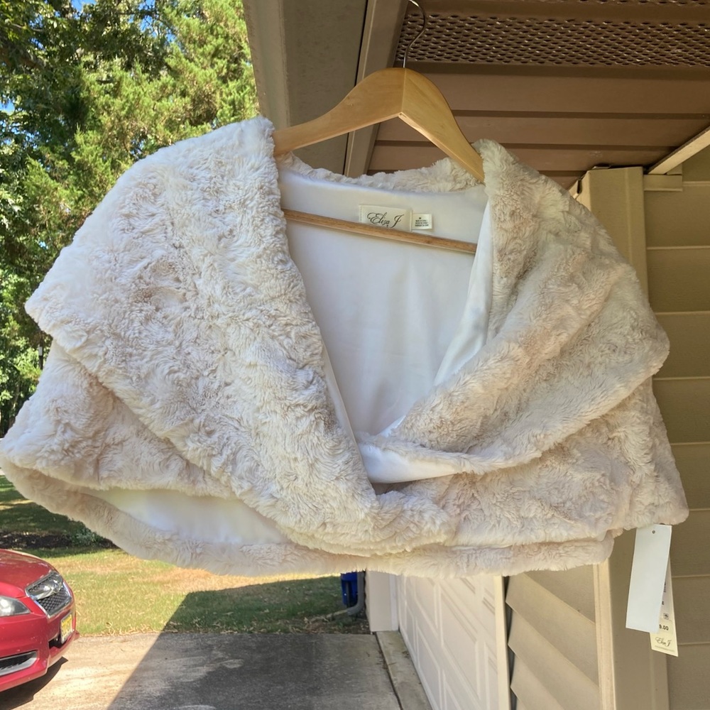 Ivory Eliza J Faux Fur Bridal Shrug Wrap
